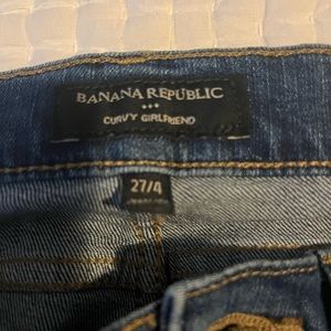 Banana Republic Factory curvy girlfriend jeans